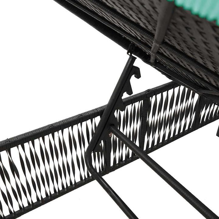liggestole 2 stk. med bord sort polyrattan