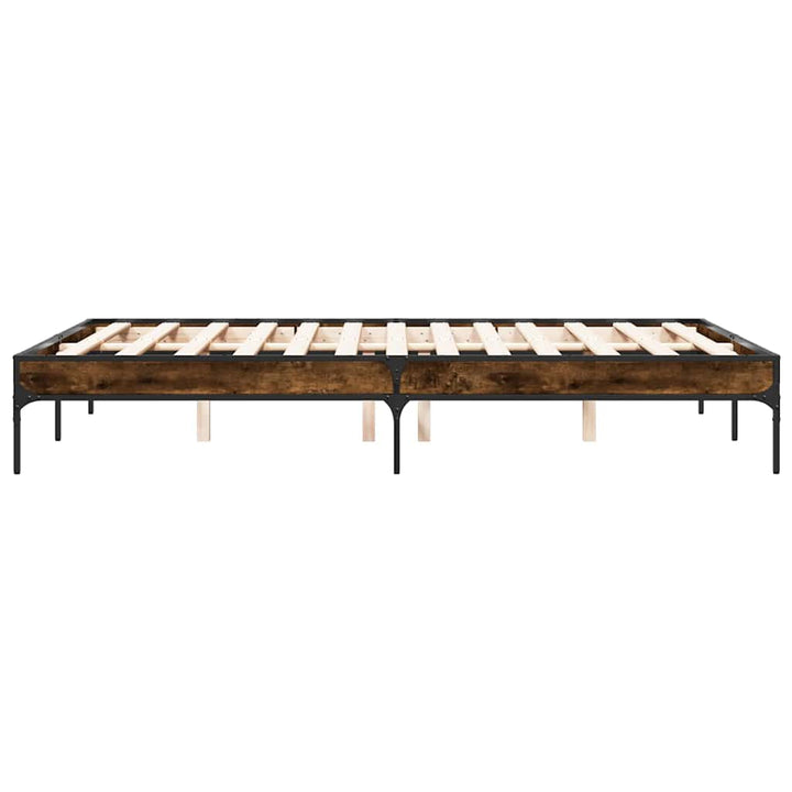 sengestel 135x190cm konstrueret træ og metal røget egetræsfarve