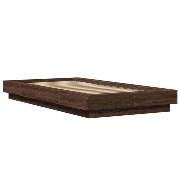 sengeramme med LED-lys 90x200 cm konstrueret træ brun egetræ