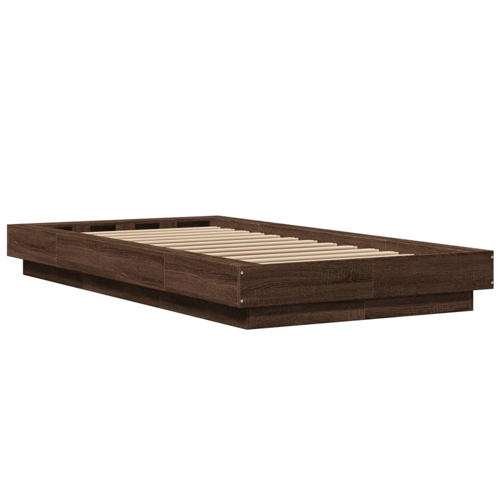 sengeramme med LED-lys 90x200 cm konstrueret træ brun egetræ