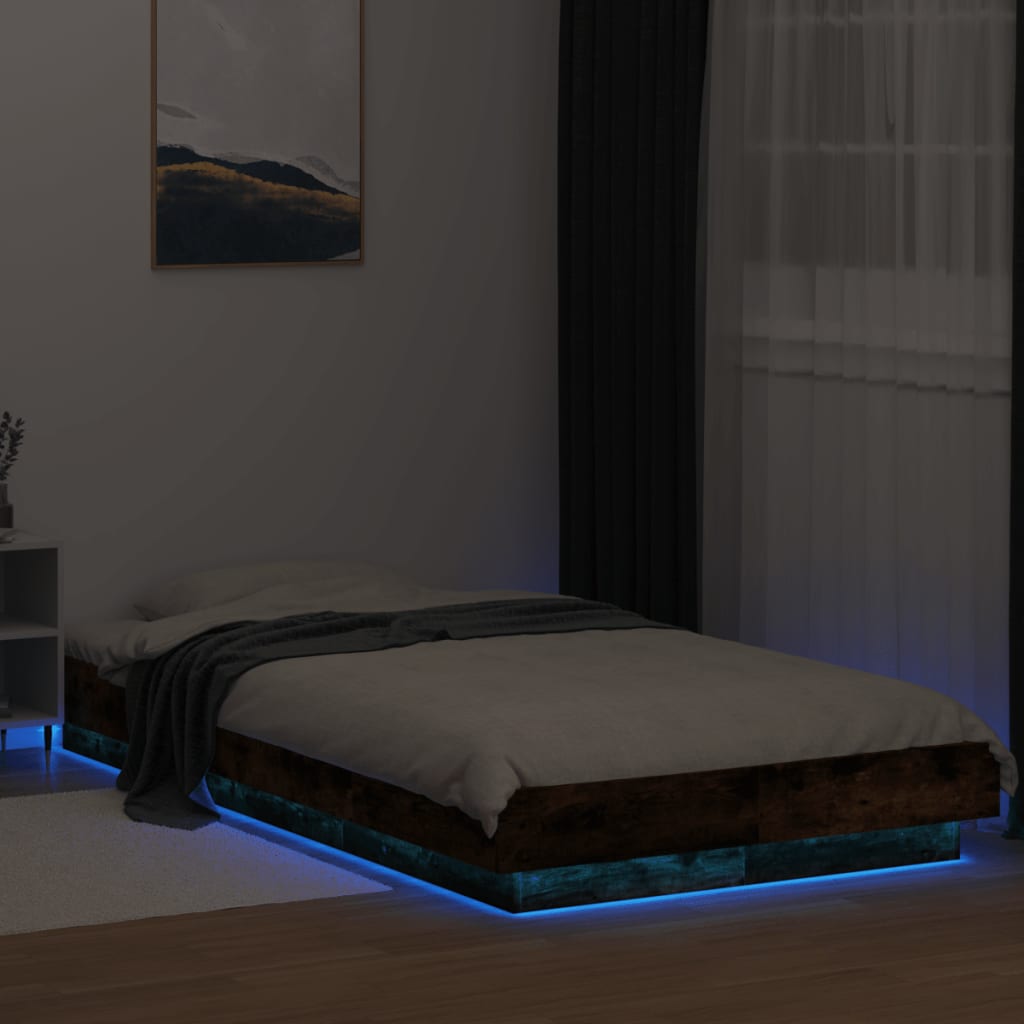 sengeramme med LED-lys 75x190 cm konstrueret træ røget eg