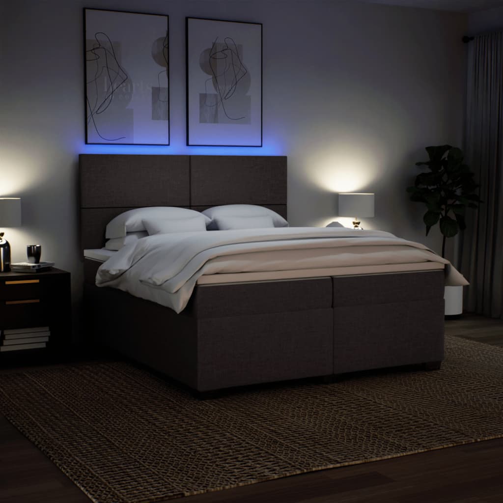 kontinentalseng med madras 200x200 cm stof mørkebrun