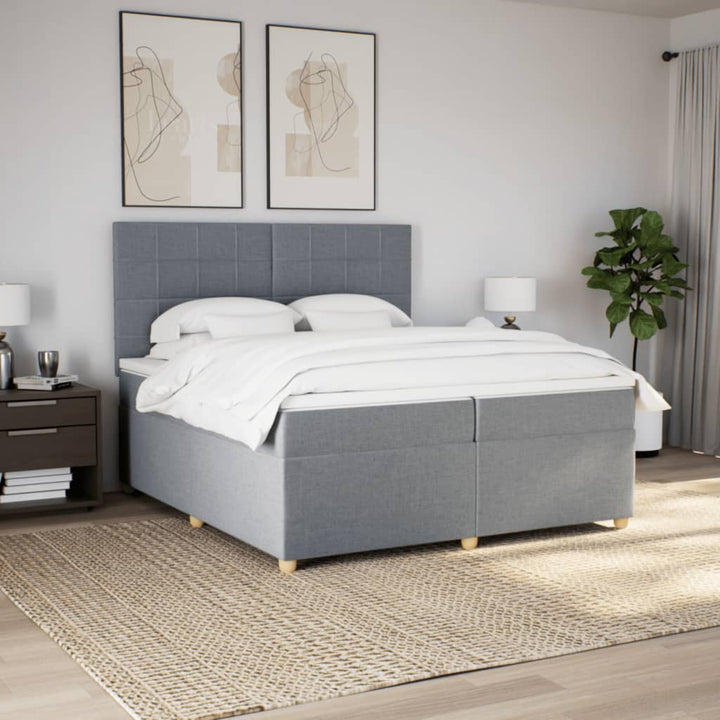 kontinentalseng med madras 200x200 cm stof lysegrå