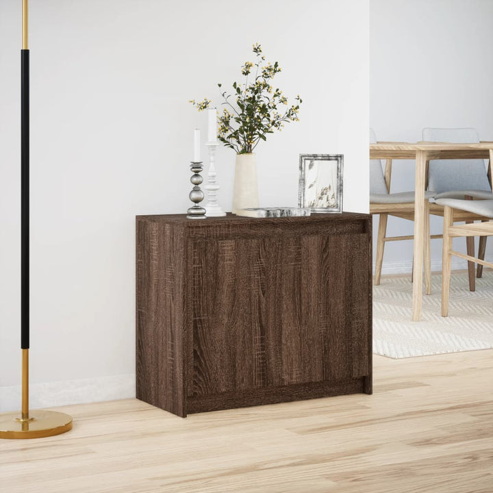 skab med LED-lys 72x34x61 cm konstrueret træ brun egetræsfarve