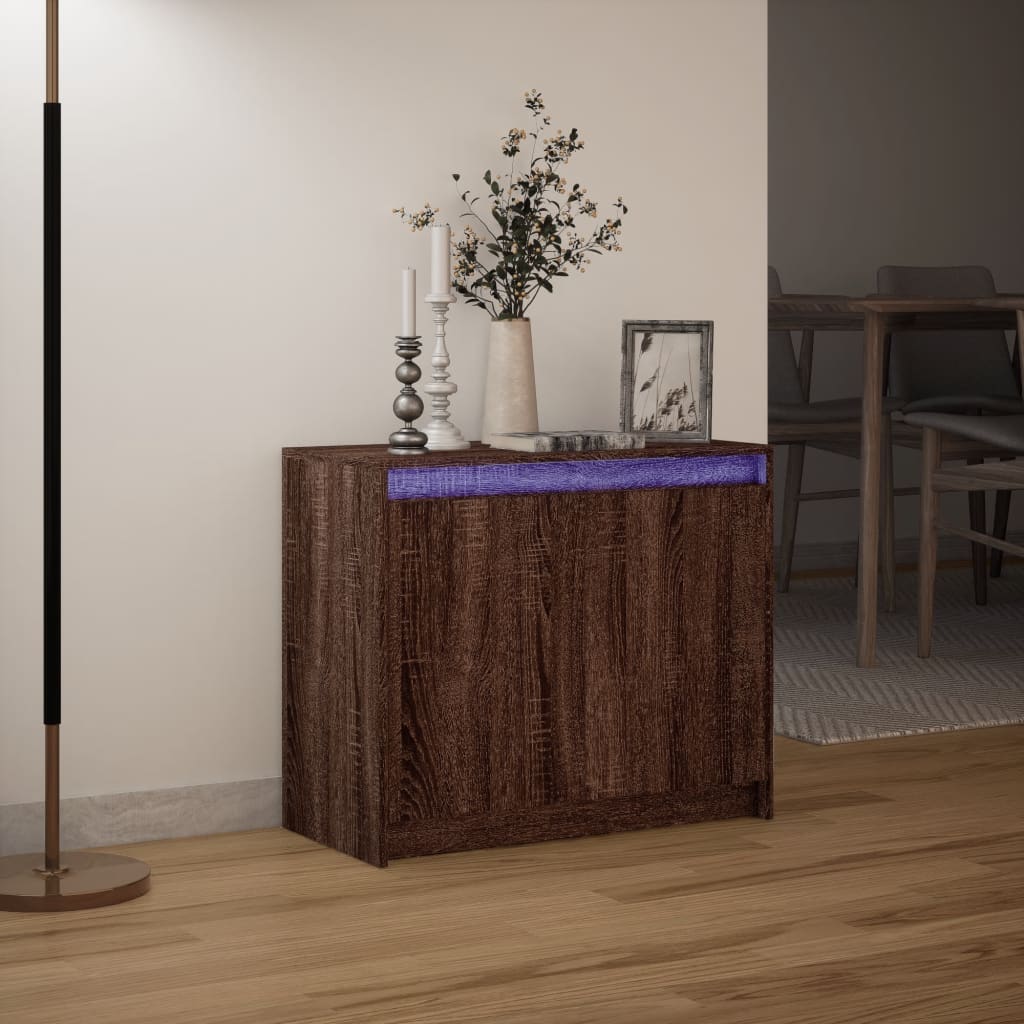 skab med LED-lys 72x34x61 cm konstrueret træ brun egetræsfarve