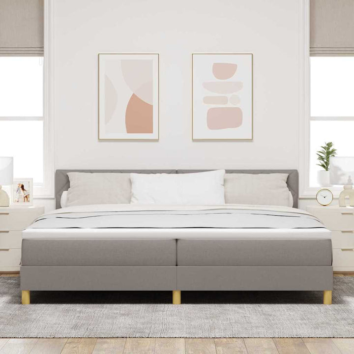 Box spring seng med pude Gråbrun 200 x 200 cm Stof