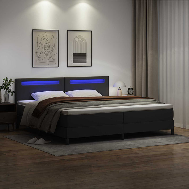 Box spring seng med madras med LED Sort 200 x 200 cm Kunstlæder