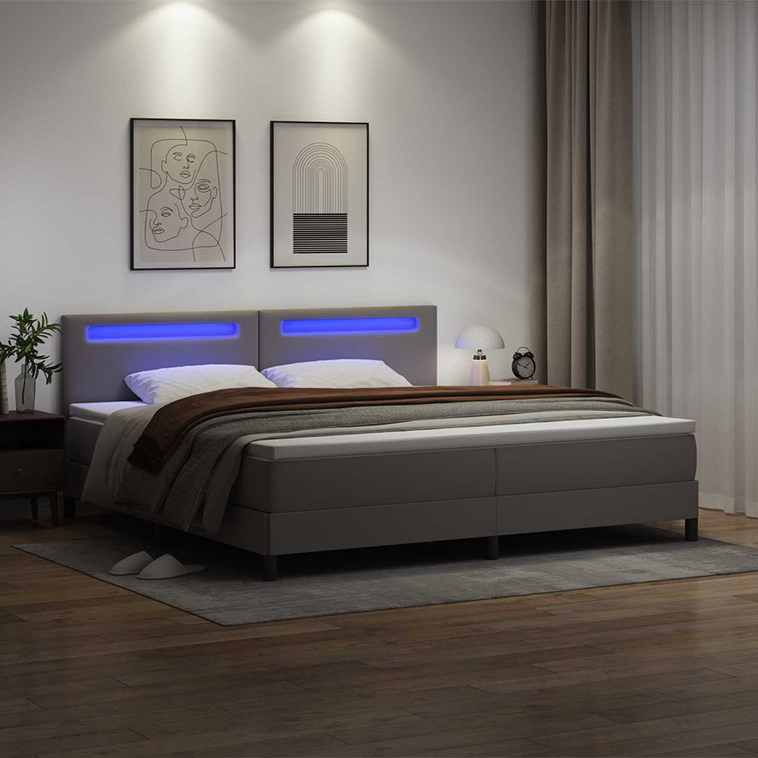 Box spring seng med madras Grå 200 x 200 cm Kunstlæder