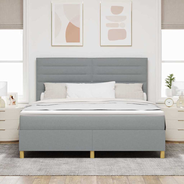 Box spring seng med madras Lysegrå 180 x 200 cm Stof