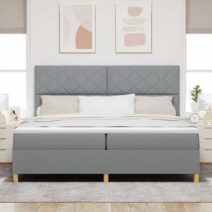 Box spring seng med madras Lysegrå 200 x 200 cm Stof