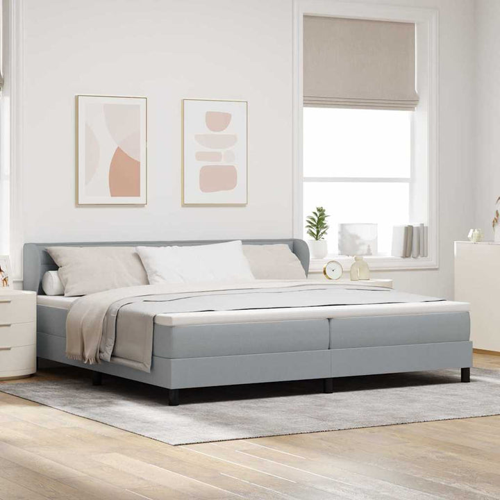 Box spring seng med madras Lysegrå 200 x 200 cm Stof