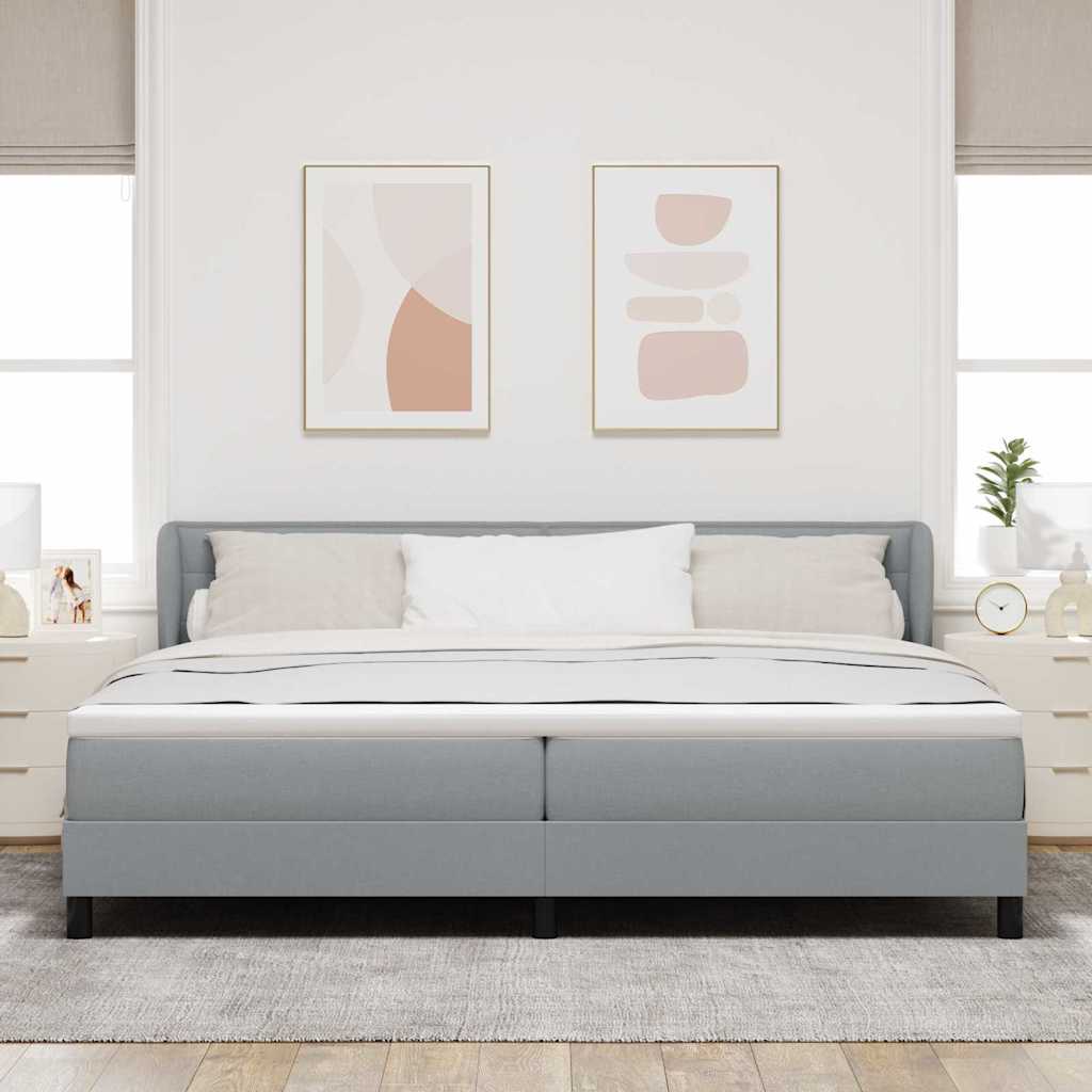 Box spring seng med madras Lysegrå 200 x 200 cm Stof