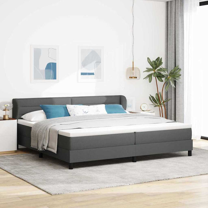 Box spring seng med madras Mørkegrå 200 x 200 cm Stof
