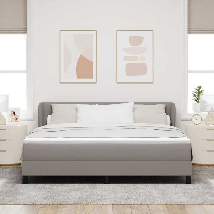 Box spring seng med madras Gråbrun 180 x 200 cm Stof