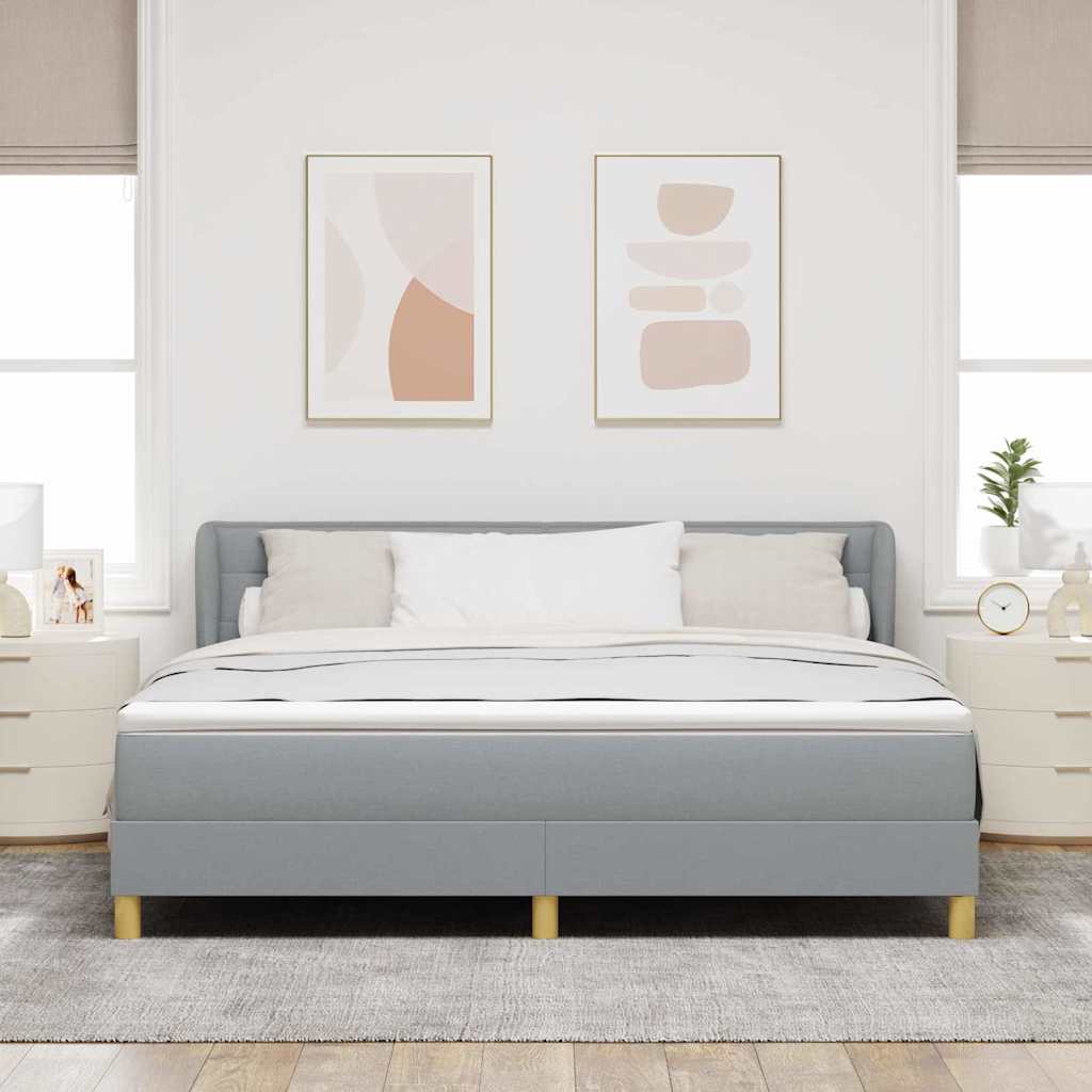 Box spring seng med madras Lysegrå 180 x 200 cm Stof