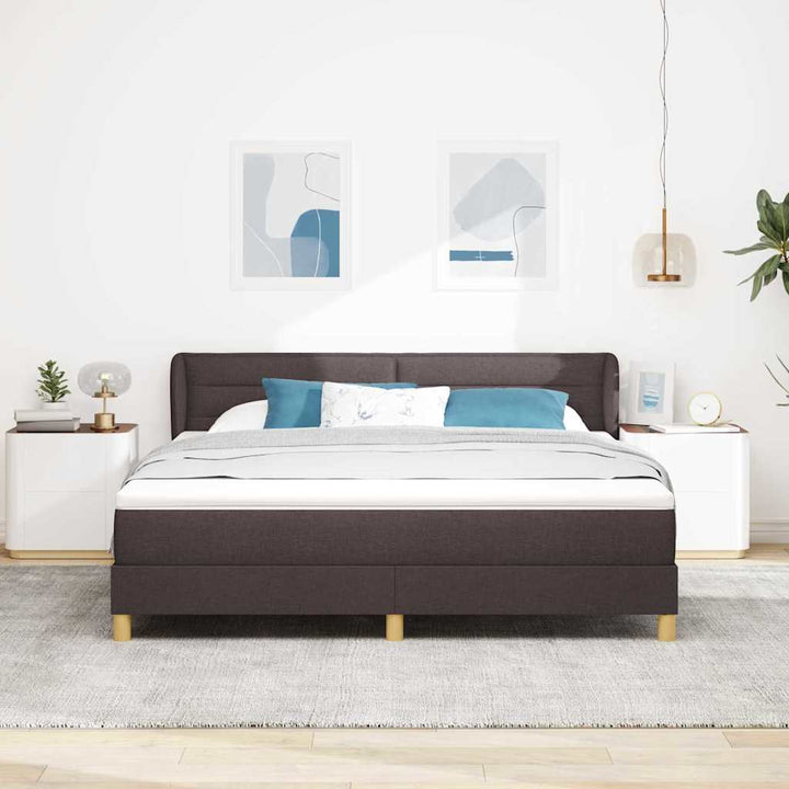 Box spring seng med madras Mørk Brun 180 x 200 cm Stof