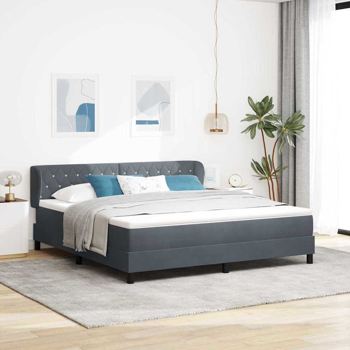 Box spring seng med hovedgærde Mørkegrå 180 x 200 cm Fløjl