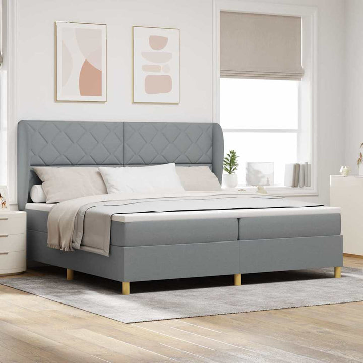 Box spring seng med madras Lysegrå 200 x 200 cm Stof