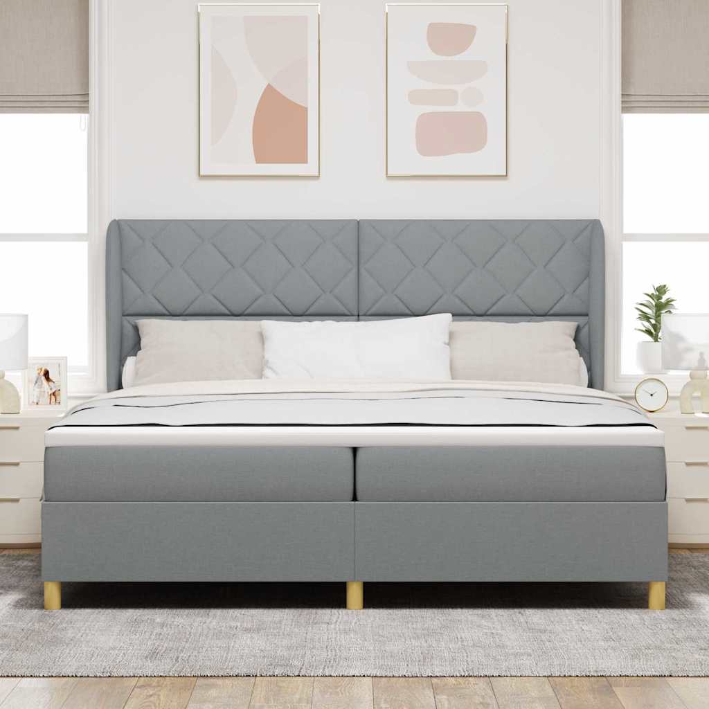 Box spring seng med madras Lysegrå 200 x 200 cm Stof