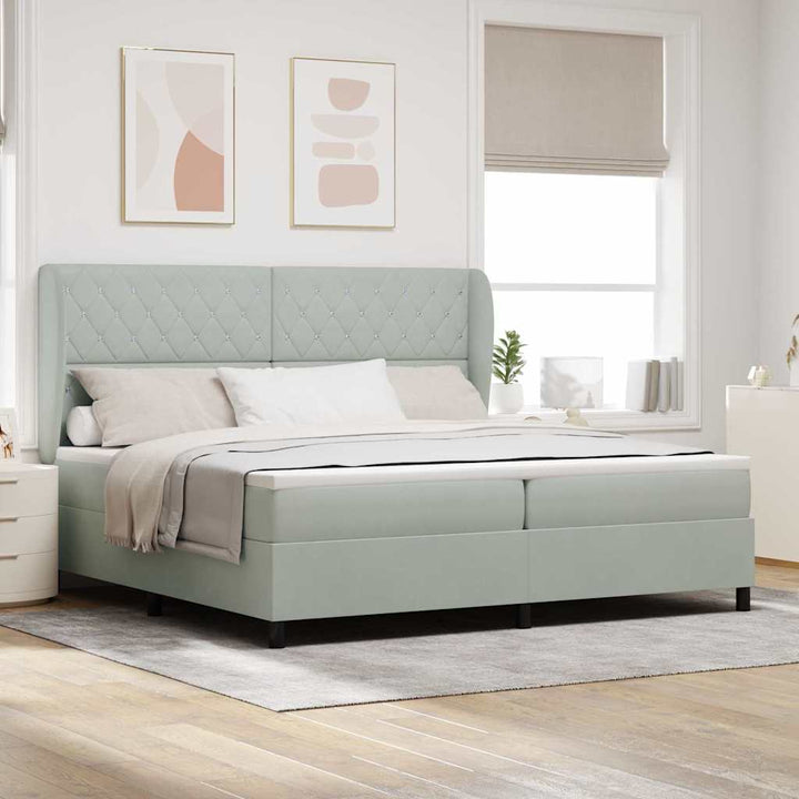 Box spring seng med madras Lysegrå 200 x 200 cm Fløjl
