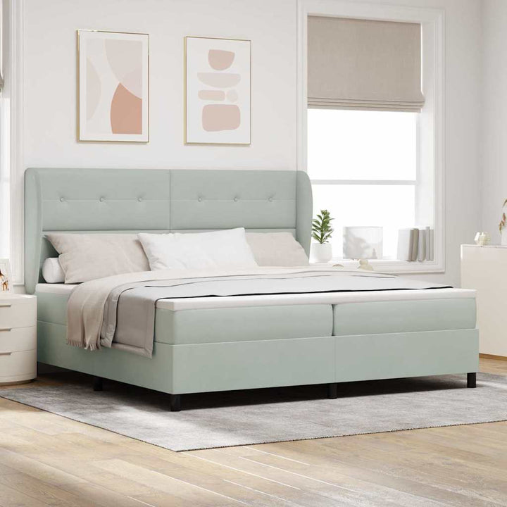 Box spring seng med madras Lysegrå 200 x 200 cm Fløjl