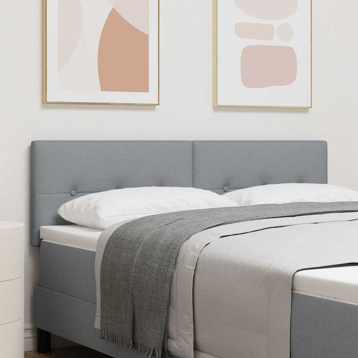 LED sengegavl med LED-lysstrimler Lysegrå 144 cm Stof