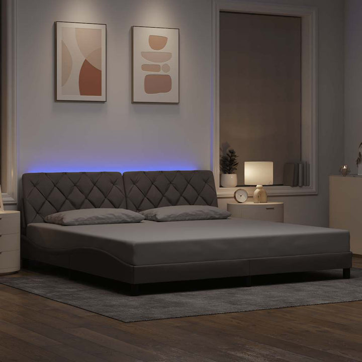 sengeramme med LED uden madras 200x200 cm stof gråbrun