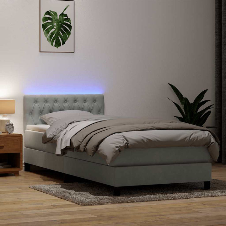 kontinentalseng med madras og LED-lys lysegrå 90x220 cm fløjl