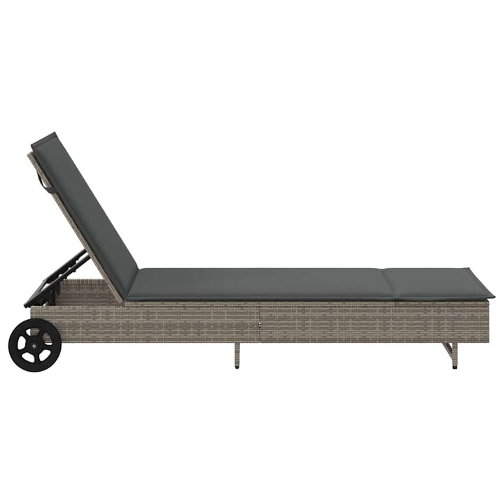 liggestol med hjul og hynde polyrattan grå