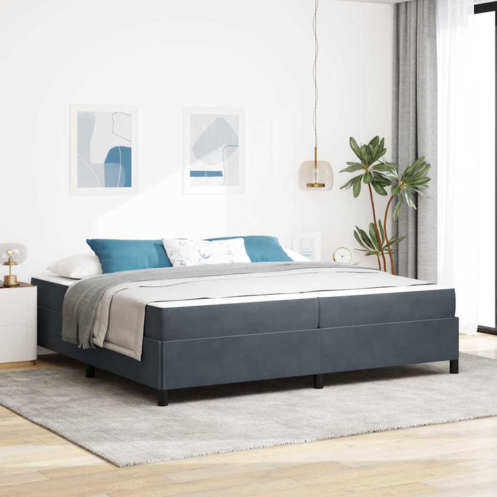 Sengestel med madras Mørkegrå 200 x 200 cm Stof