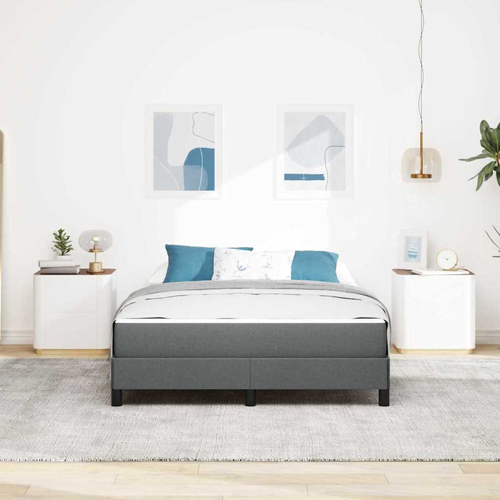 Box spring seng med madras Mørkegrå 140 x 190 cm Stof