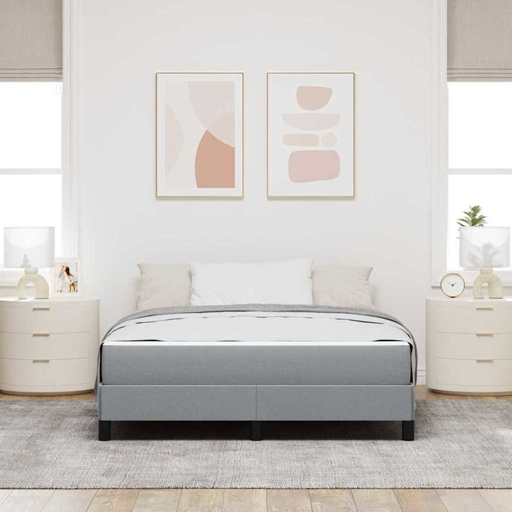 Box spring seng med madras Lysegrå 140 x 200 cm Stof