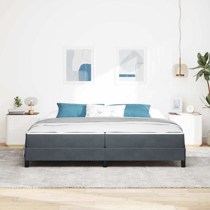 Box spring seng med madras Mørkegrå 200 x 200 cm Stof