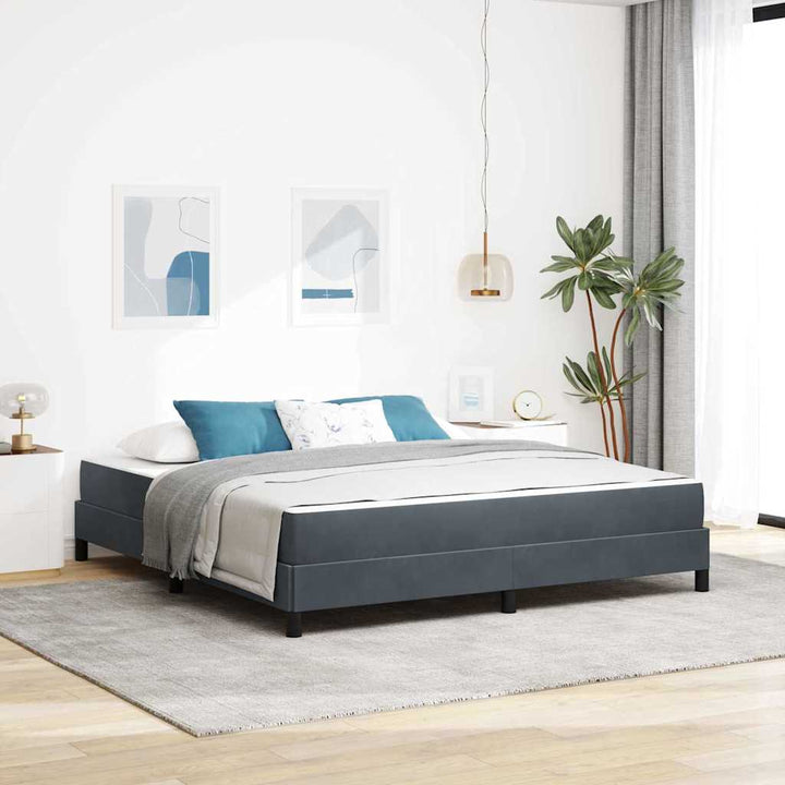 Box spring seng med madras Mørkegrå 180 x 210 cm Stof