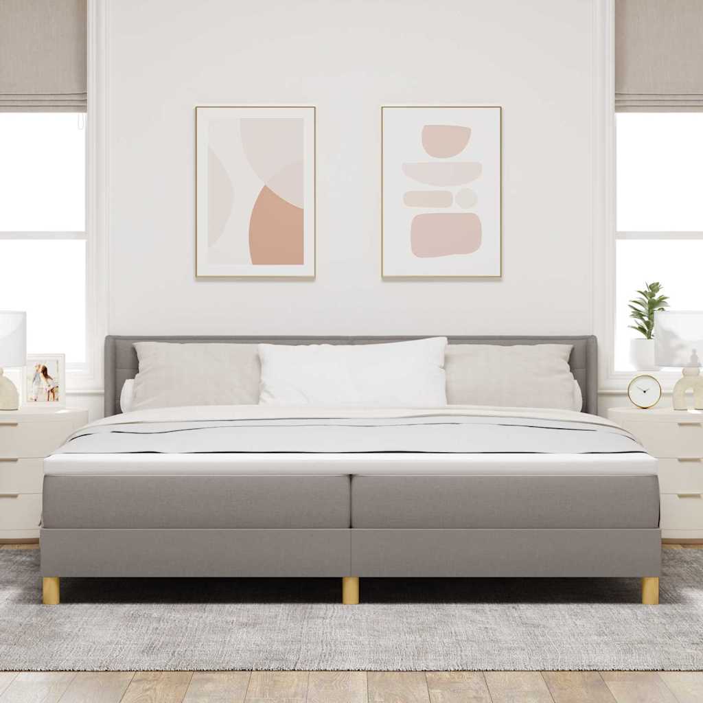 Box spring seng med madras Gråbrun 200 x 200 cm Stof