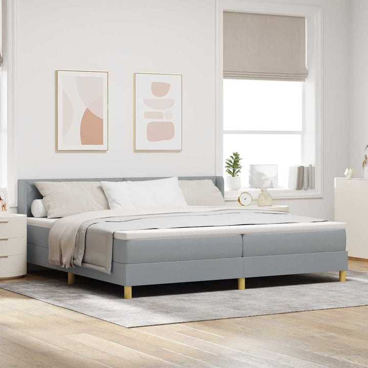 Box spring seng med madras Lysegrå 200 x 200 cm Stof