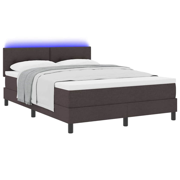 Box spring seng med madras med LED Mørk Brun 140 x 190 cm Stof