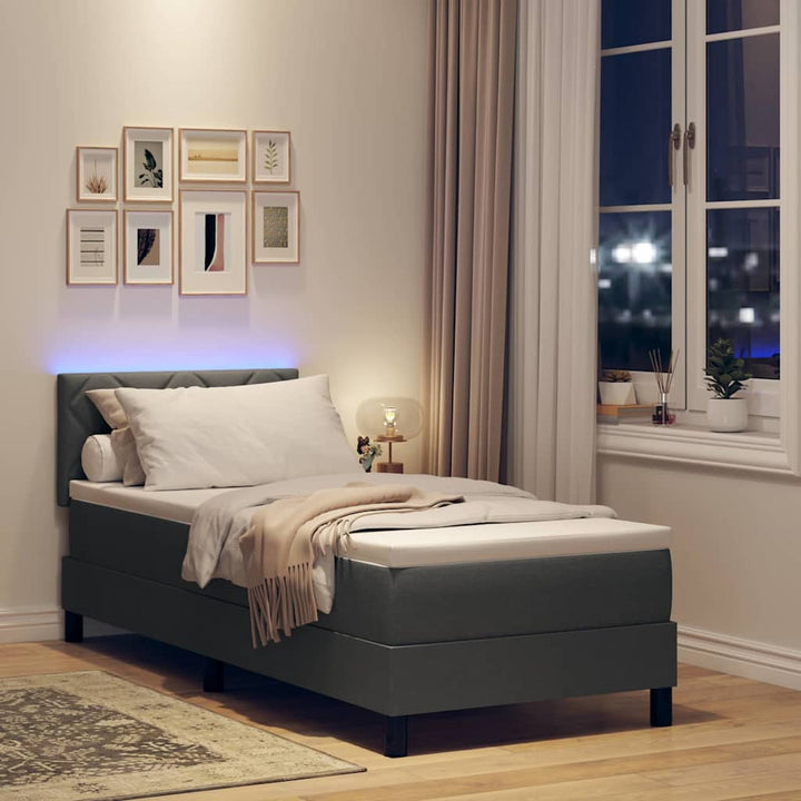 Box spring seng med madras med LED Mørkegrå 80 x 200 cm Stof