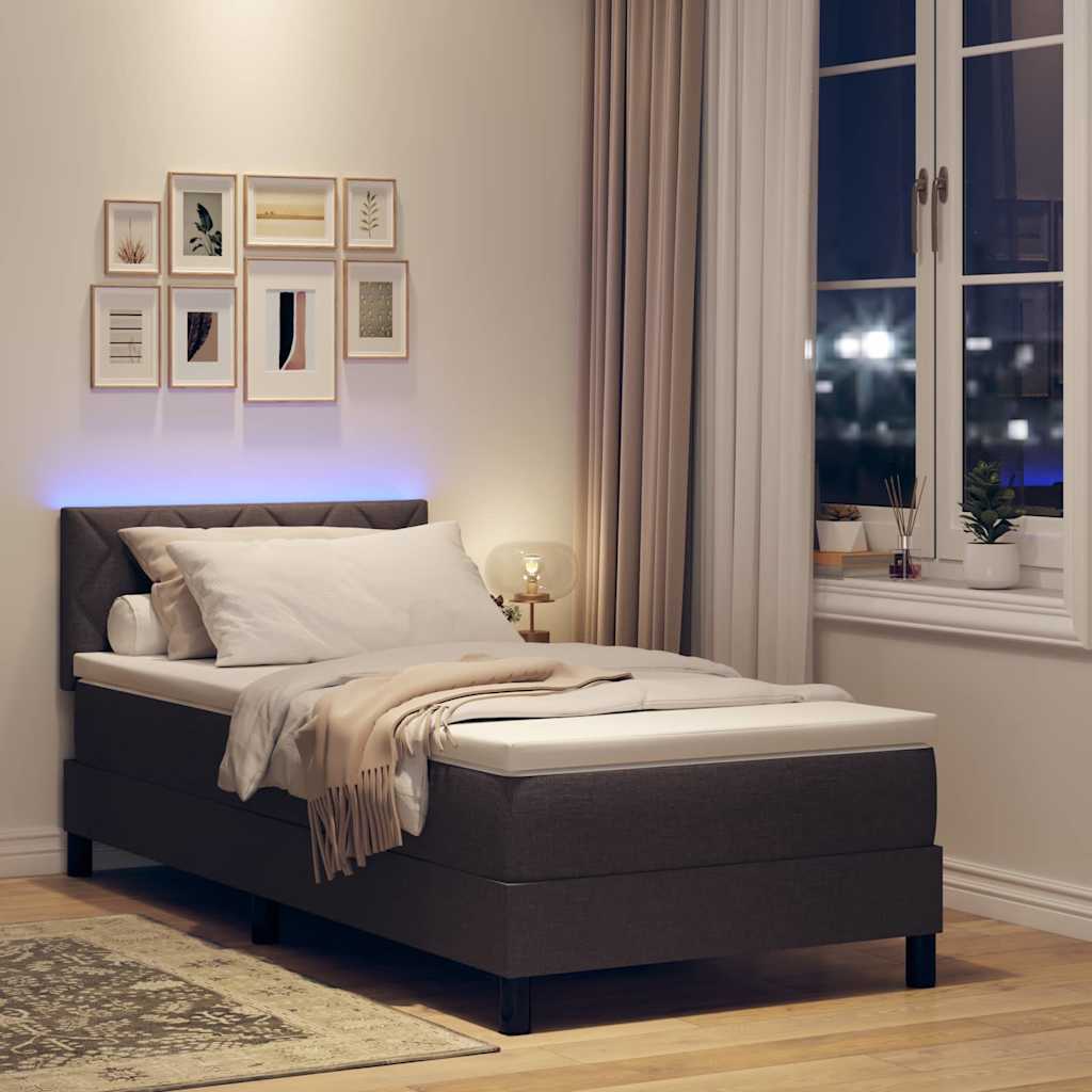 Box spring seng med madras med LED Mørk Brun 90 x 200 cm Stof