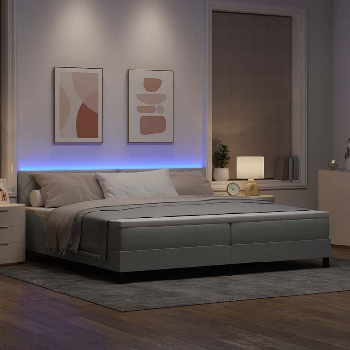 LED Box Spring Bed med hovedgærde Lysegrå 200 x 200 cm Fløjl