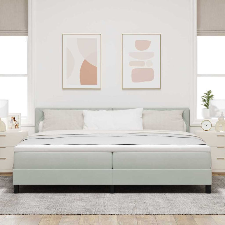 LED Box Spring Bed med hovedgærde Lysegrå 200 x 200 cm Fløjl