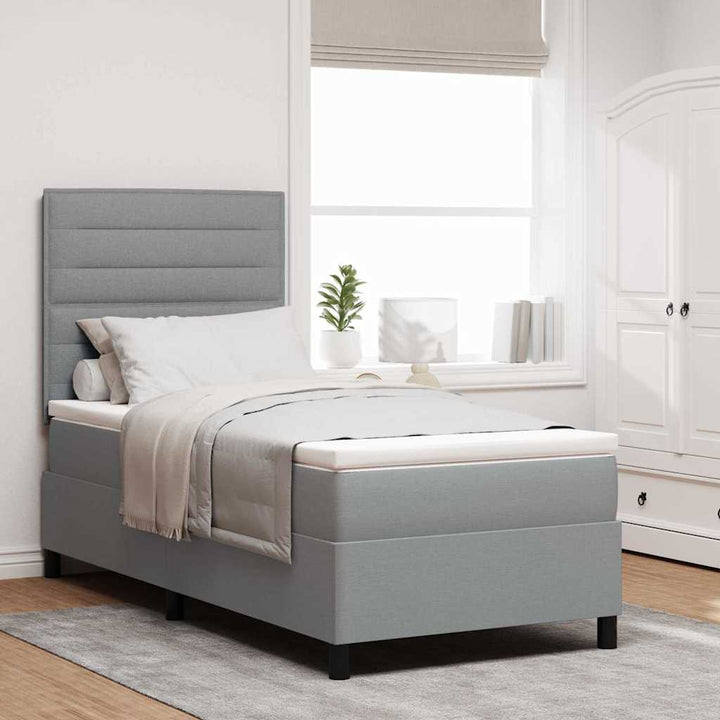 Box spring seng med madras med LED Lysegrå 90 x 190 cm Stof