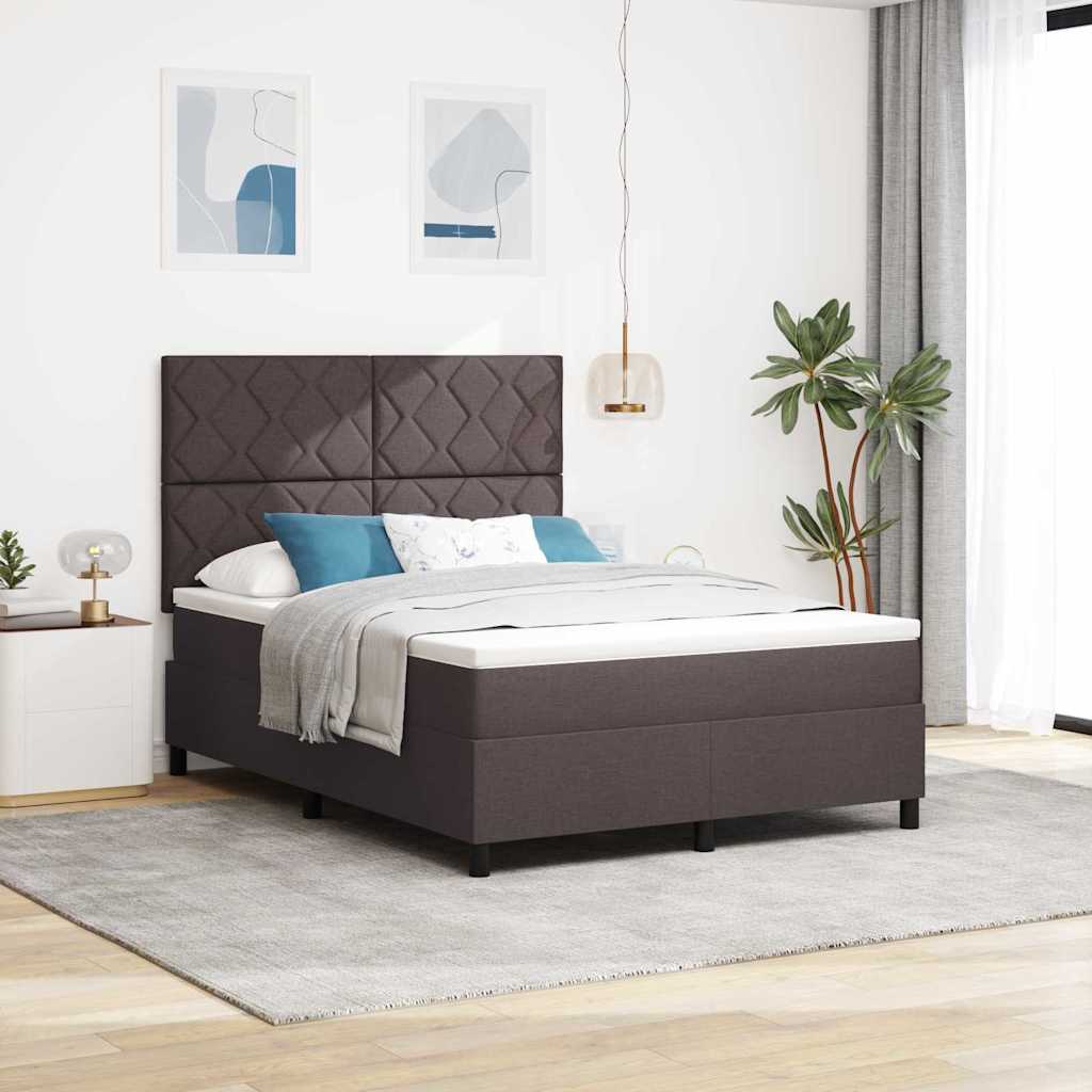 Box spring seng med LED-lysstrimler Mørkebrun 140 x 190 cm Stof