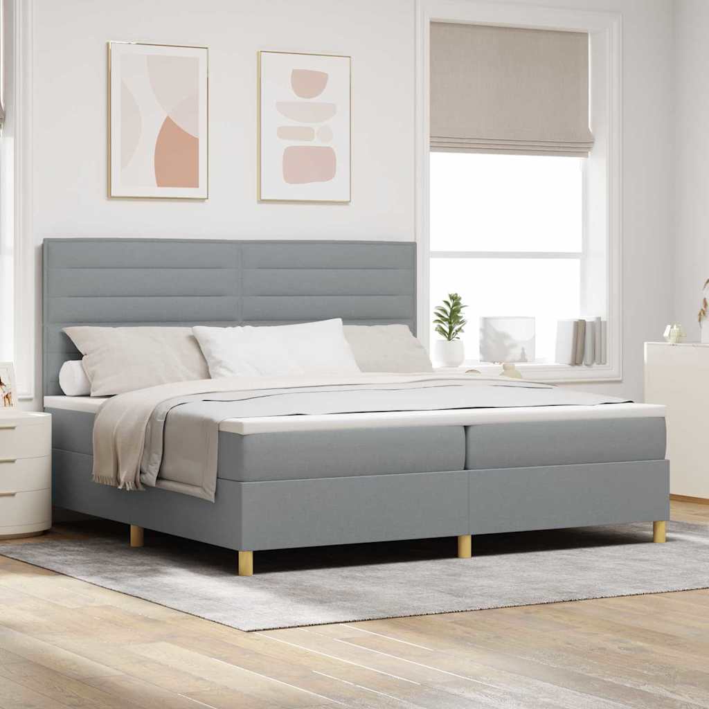 LED Box Spring Bed med madras Lysegrå 200 x 200 cm Stof