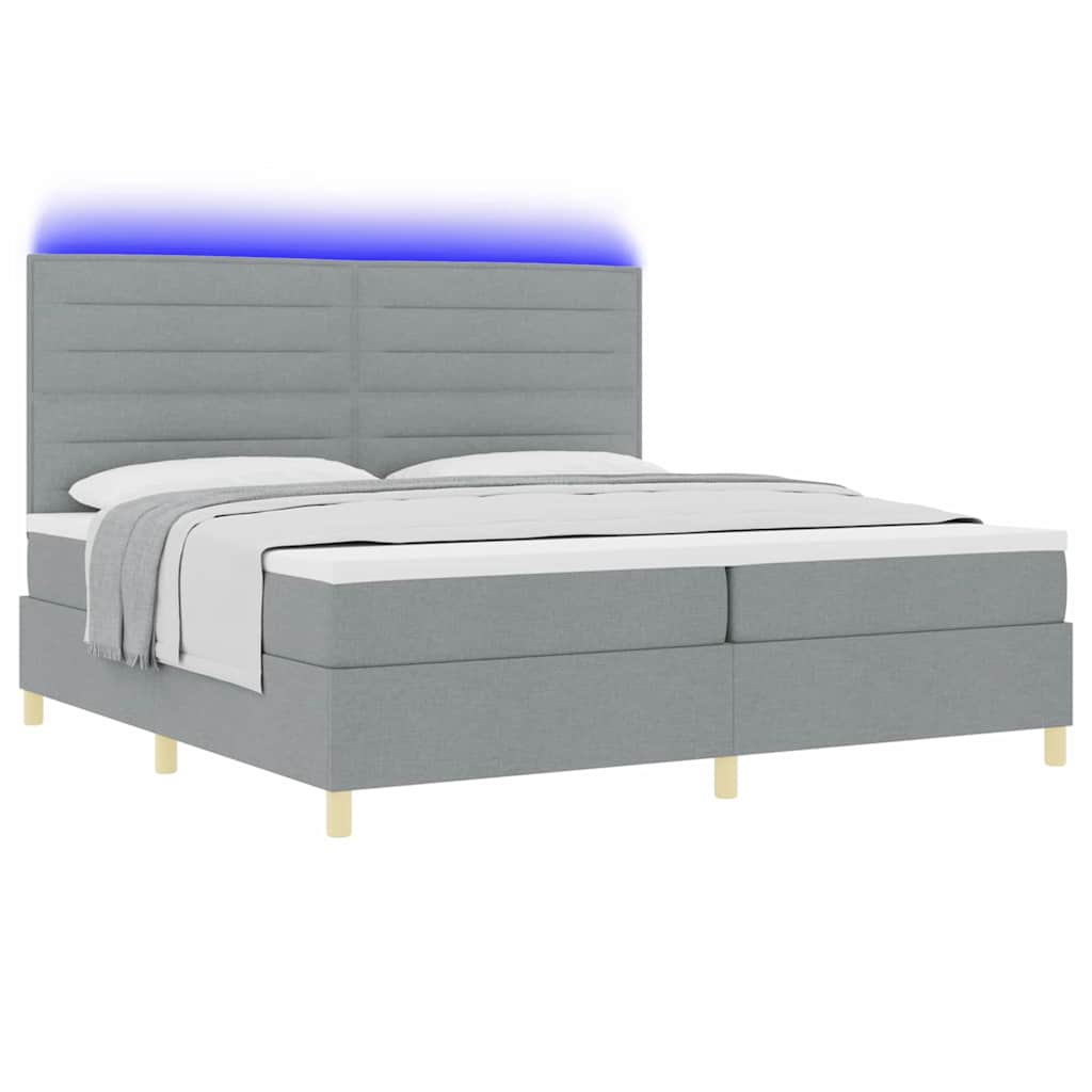 LED Box Spring Bed med madras Lysegrå 200 x 200 cm Stof