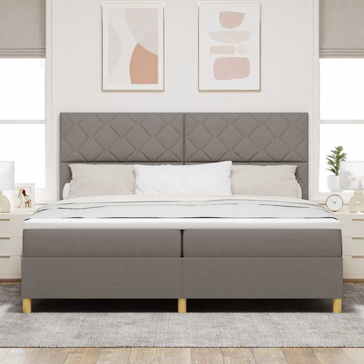 LED Box Spring Bed med hovedgærde Gråbrun 200 x 200 cm Stof