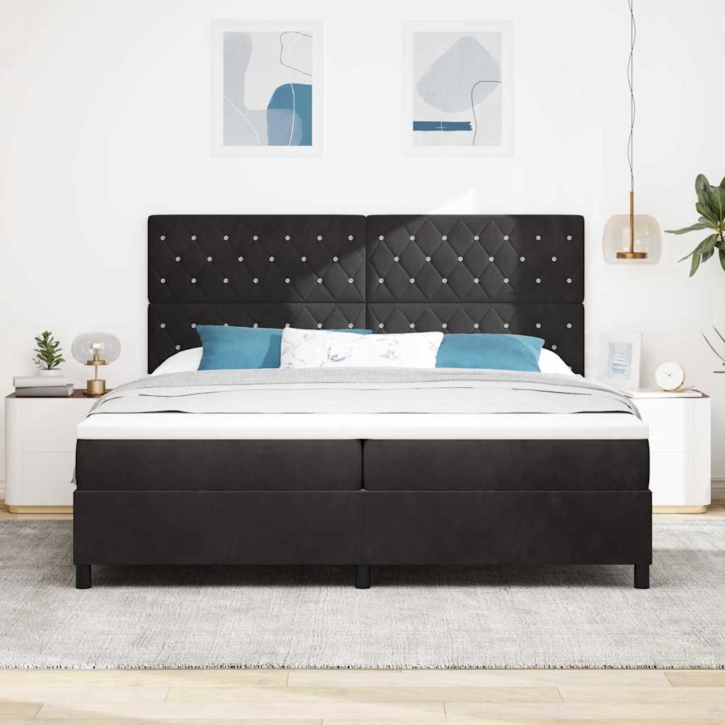 LED Box Spring Bed med madras Sort 200 x 200 cm Fløjl