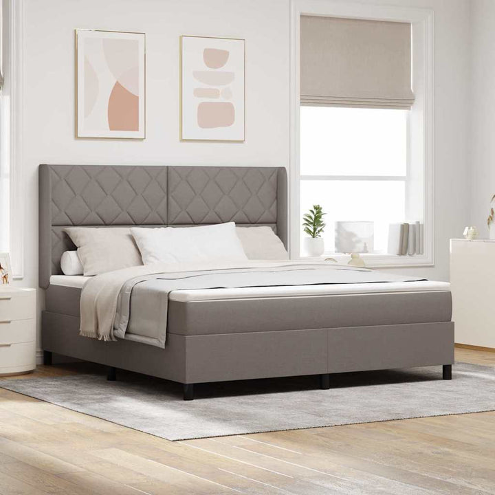 LED Box Spring Bed med hovedgærde Gråbrun 180 x 200 cm Stof