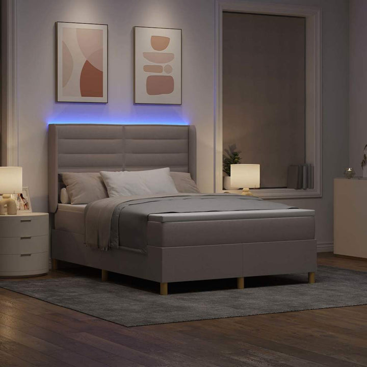 Box spring seng med LED-lysstrimler Gråbrun 160 x 200 cm Stof