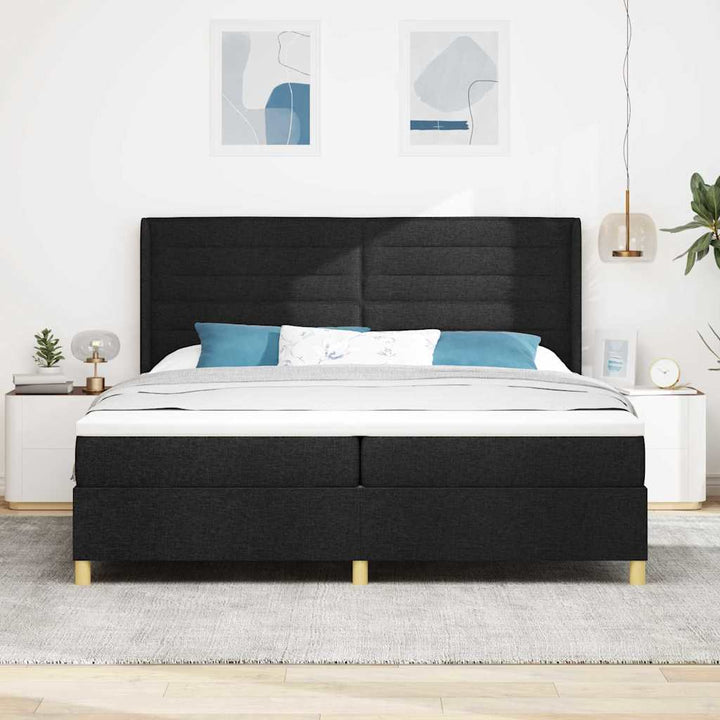 Box spring seng med madras med LED Sort 200 x 200 cm Stof